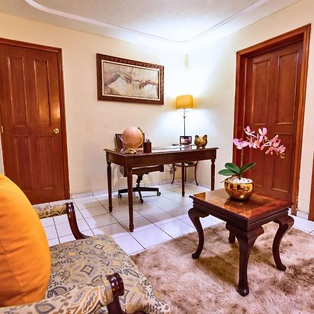 Casa Kinich Apartment Guadalajara Bagian luar foto