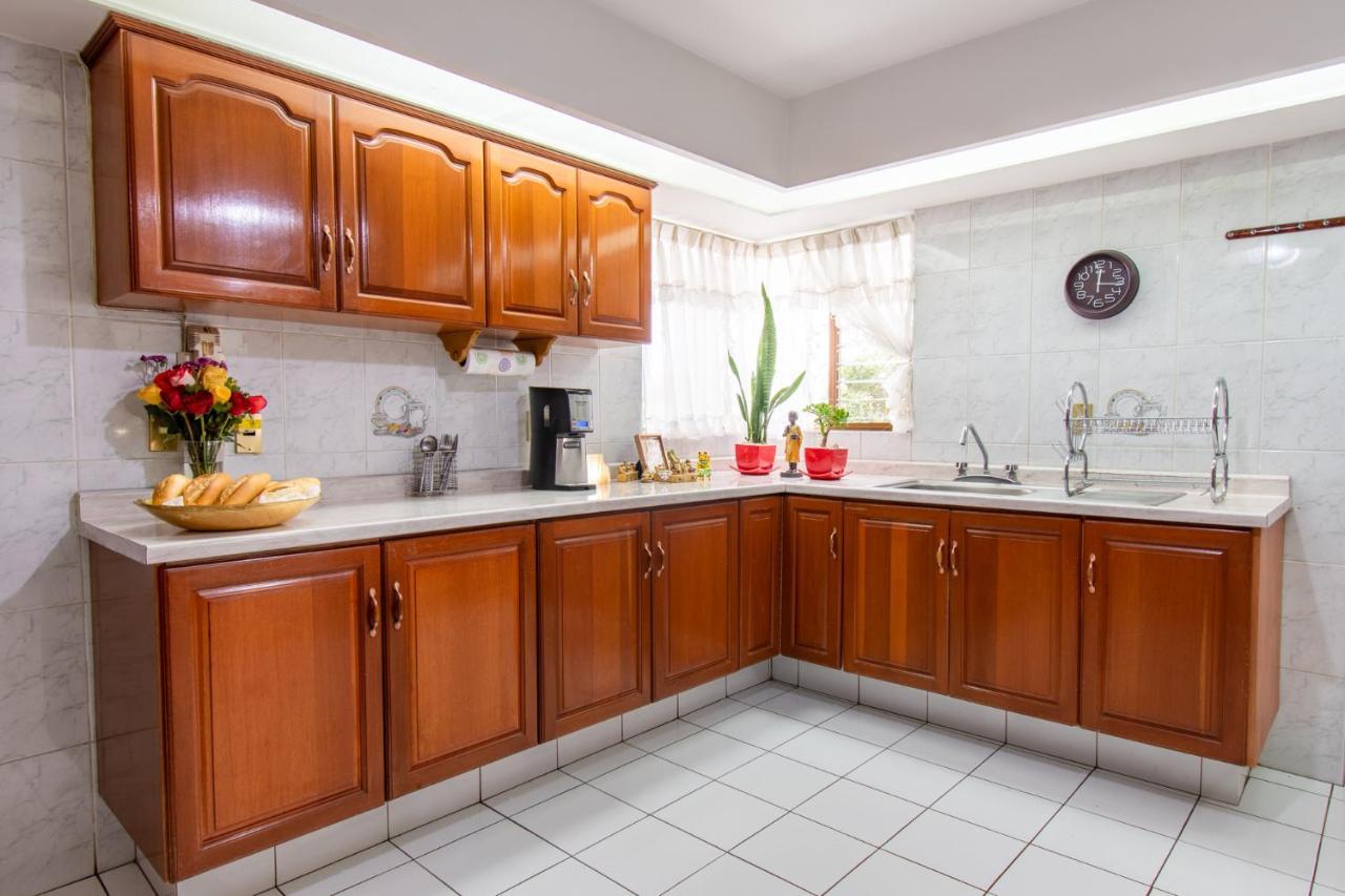 Casa Kinich Apartment Guadalajara Bagian luar foto