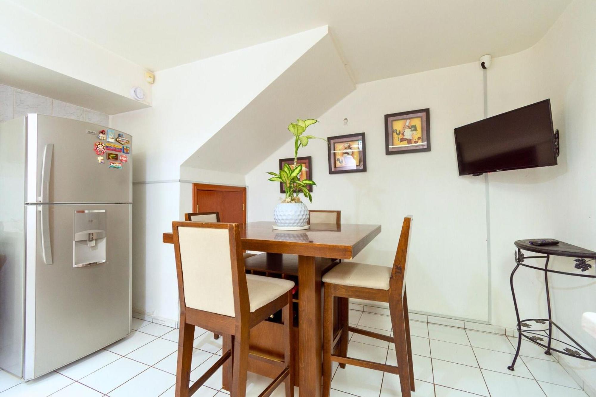 Casa Kinich Apartment Guadalajara Bagian luar foto